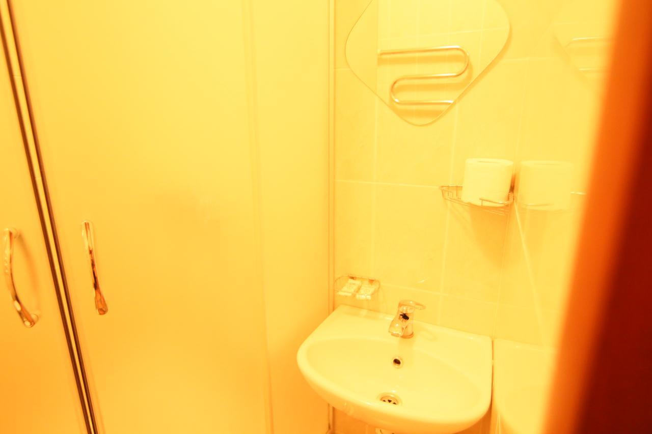 Hotel Center On Korolya Minsk Ngoại thất bức ảnh